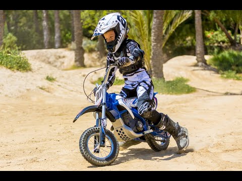 PATOYS | Injusa | Blue Fighter Motorcycle 24 Volt dirt bike for Children with Electric Brake Model: 6832 vide0